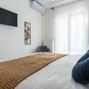 https://home-is-where-the-heart-is.hotels-of-thessaloniki.com